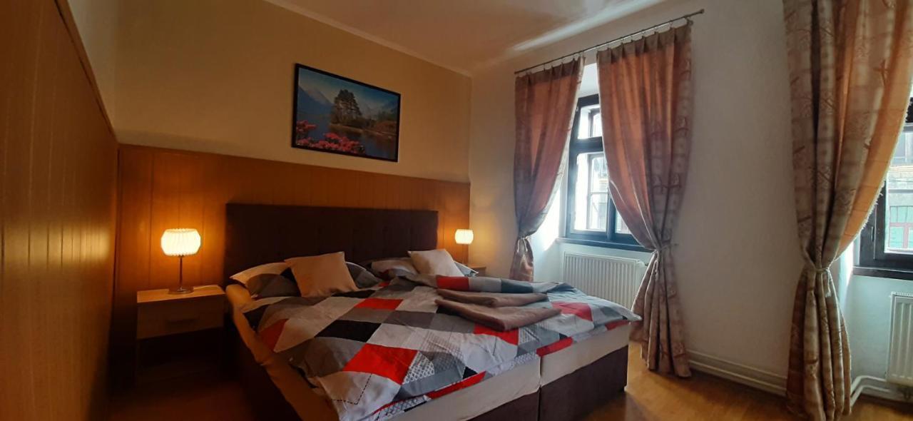 Penzion Tomino Banska Stiavnica Exterior foto